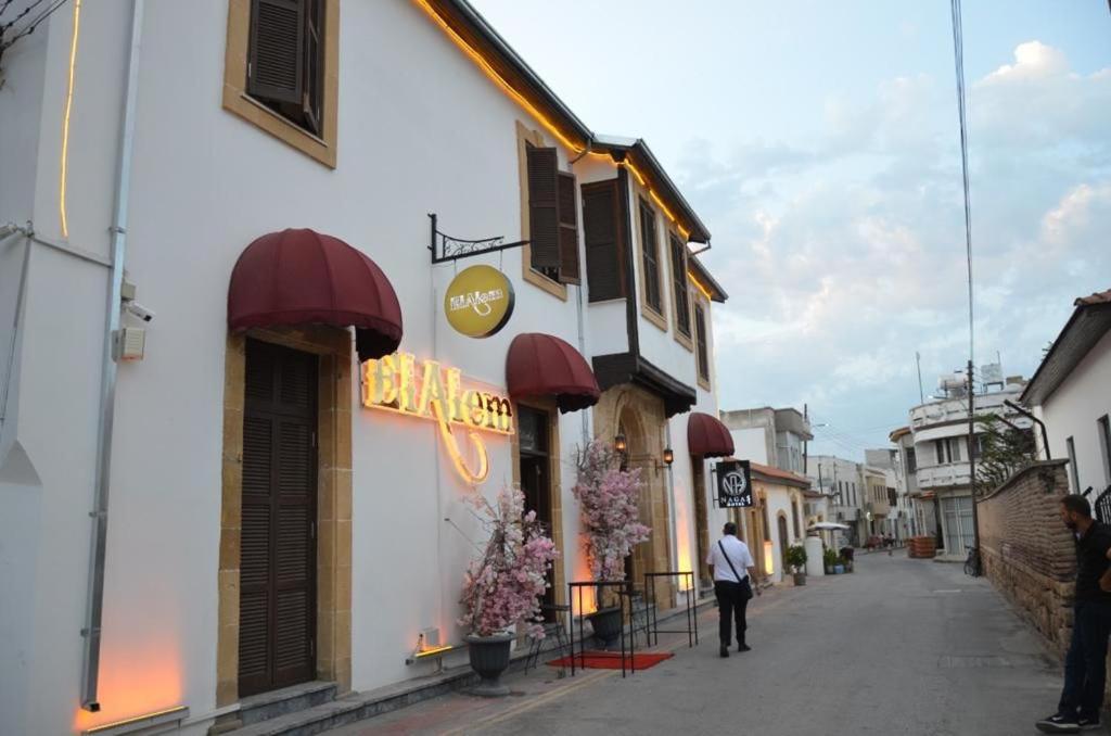 Nagas Hotel & Restaurant At Historical Part Of Nicosia Esterno foto
