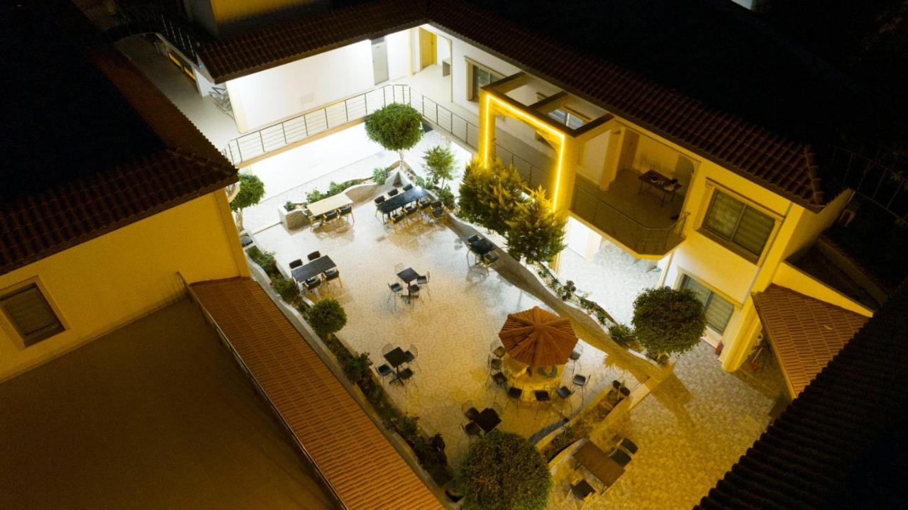 Nagas Hotel & Restaurant At Historical Part Of Nicosia Esterno foto