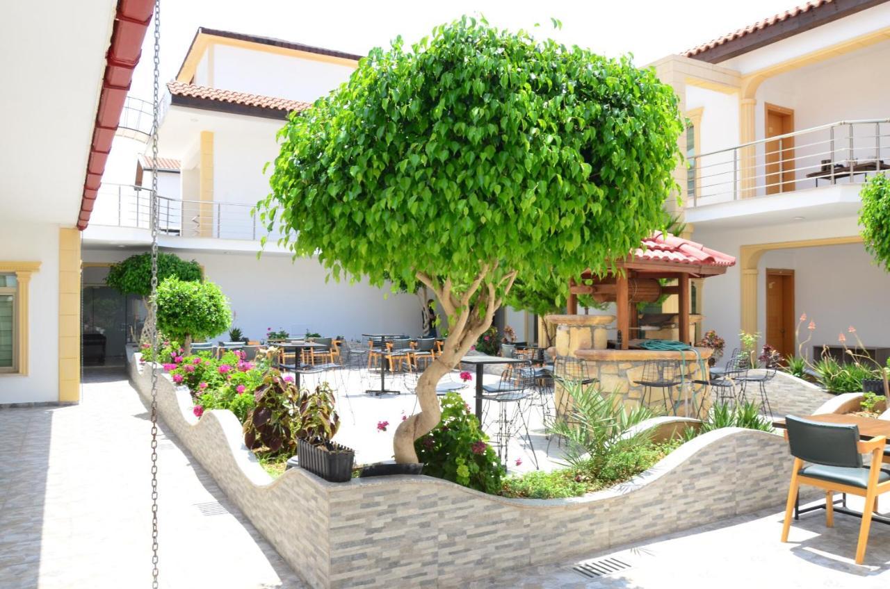 Nagas Hotel & Restaurant At Historical Part Of Nicosia Esterno foto
